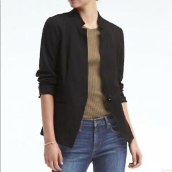𝅺BANANA REPUBLIC Unstructured Stretch Pointe Blazer Black 4 - Picture 1 of 8